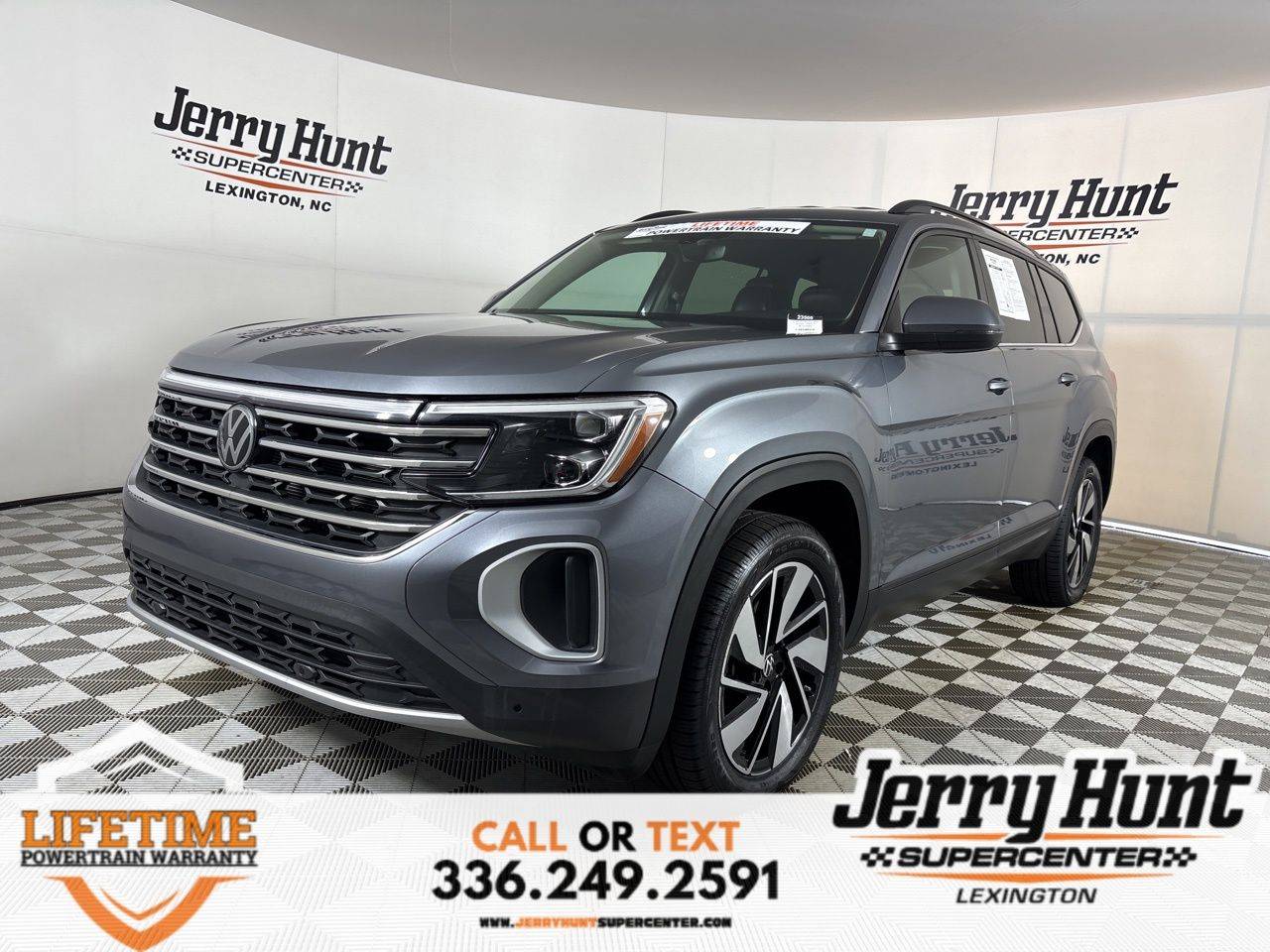 2024 Volkswagen Atlas SE with Technology — SUV — 40,136 mi — Lexington, NC
