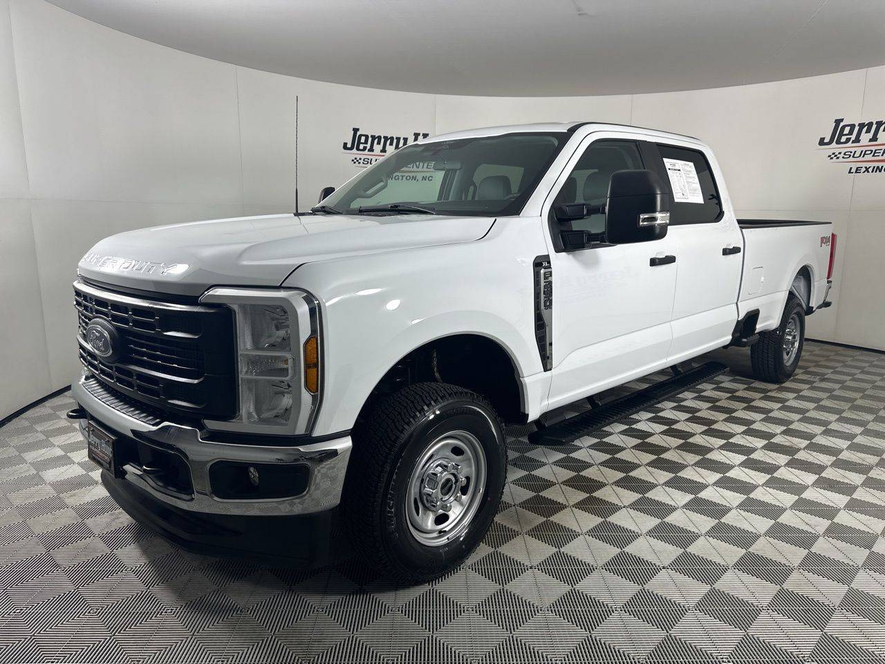 2024 Ford Super Duty F-250 XL — Pickup Truck — 155 mi — Lexington, NC
