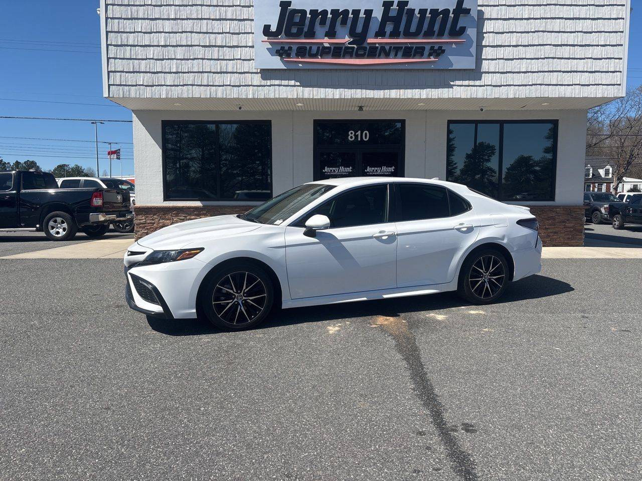 2024 Toyota Camry SE — Sedan — 35,308 mi — Lexington, NC