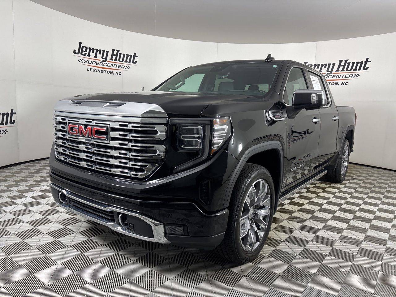 2023 GMC Sierra 1500 Denali — Pickup Truck — 40,281 mi — Lexington, NC