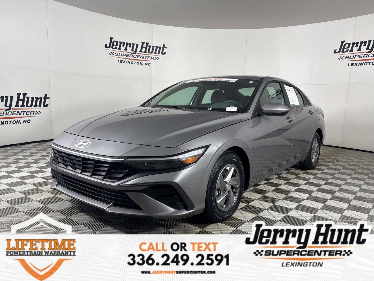 2024 Hyundai Elantra SE — Sedan — 29,184 mi — Lexington, NC
