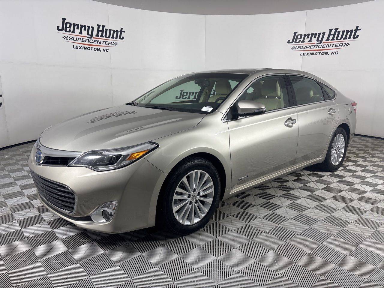 2014 Toyota Avalon Hybrid Limited — Sedan — 66,254 mi — Lexington, NC