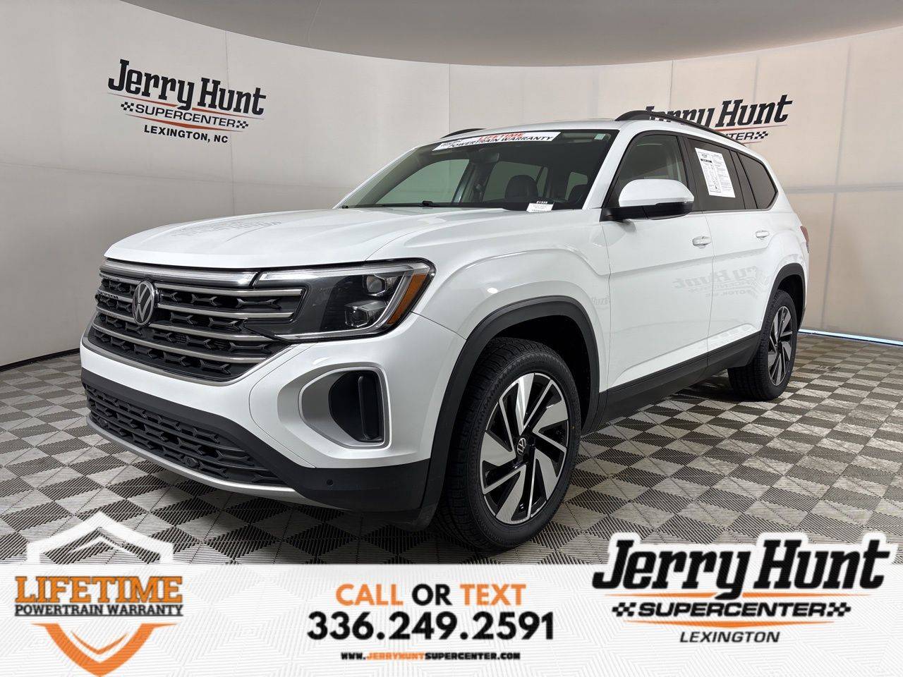 2024 Volkswagen Atlas SE with Technology — SUV — 44,441 mi — Lexington, NC