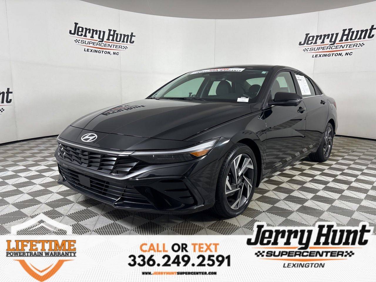 2024 Hyundai Elantra Limited — Sedan — 7,179 mi — Lexington, NC