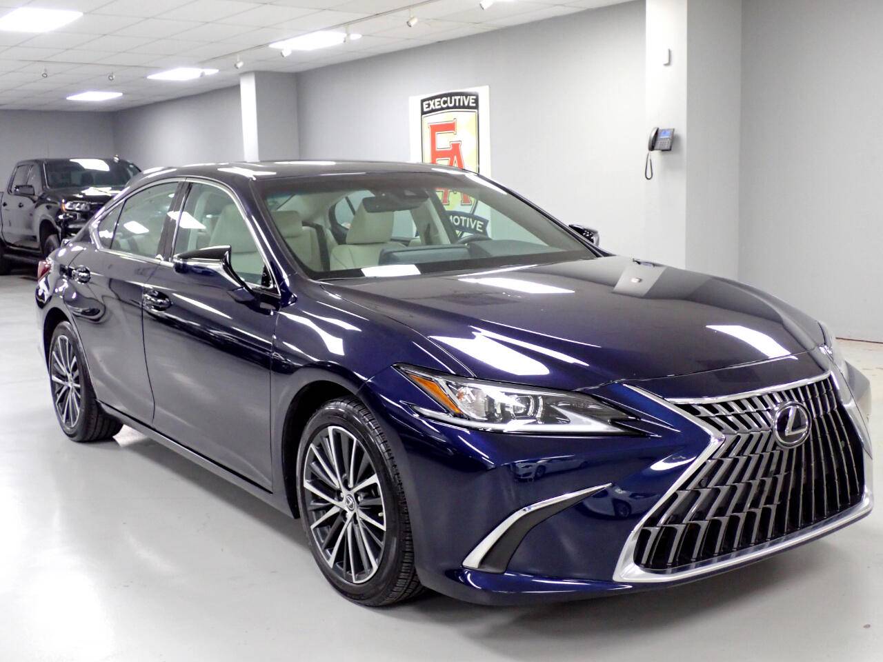 2022 Lexus ES ES 250 — Sedan — 21,225 mi — Lee's Summit, MO