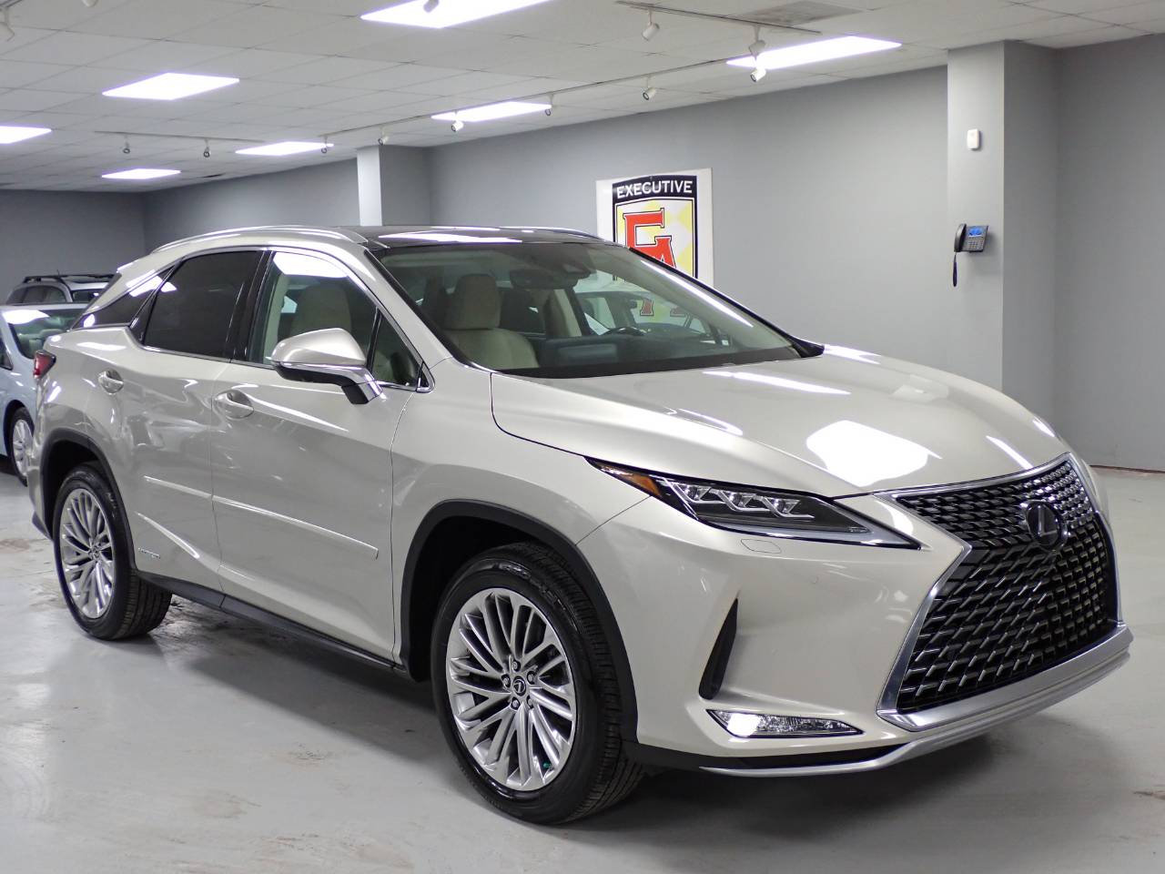 2021 Lexus RX RX 450h — SUV — 32,710 mi — Lee's Summit, MO