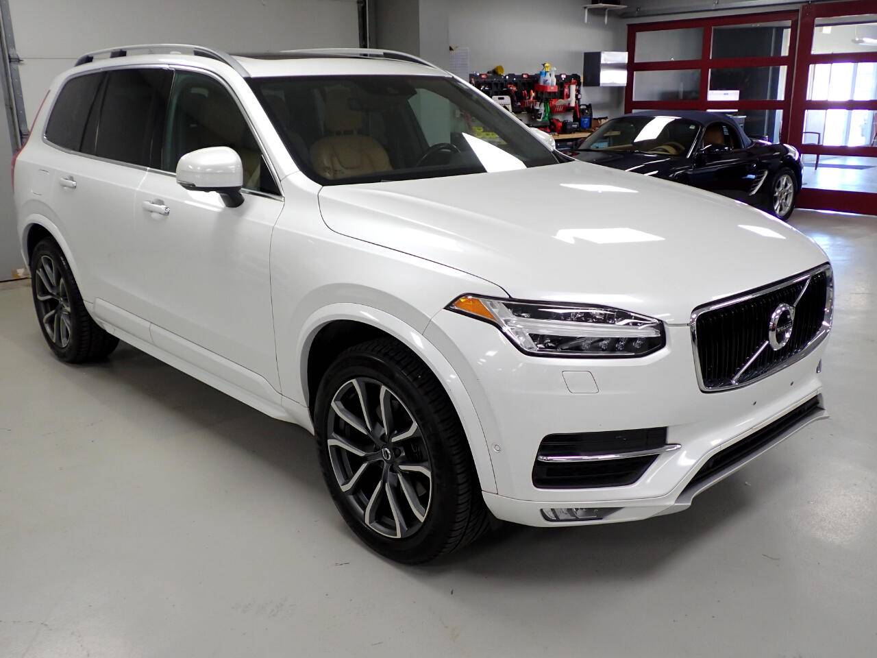 2017 Volvo XC90 Momentum — SUV — 114,866 mi — Lee's Summit, MO