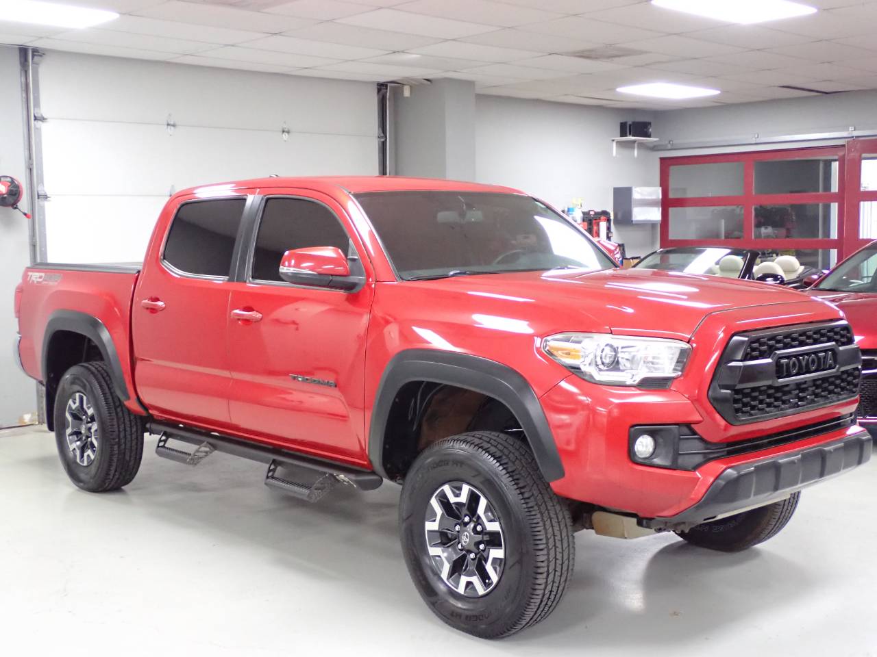 2017 Toyota Tacoma SR5 — Pickup Truck — 117,721 mi — Lee's Summit, MO