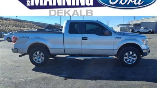 2011 Ford F-150 XLT — Pickup Truck — 270,400 mi — Dekalb, IL