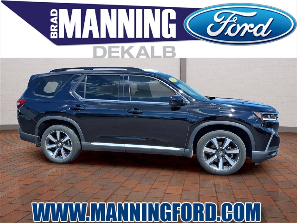2023 Honda Pilot Touring — SUV — 30,227 mi — Dekalb, IL