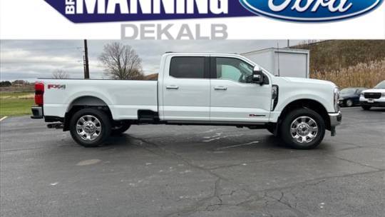 2024 Ford Super Duty F-350 LARIAT — Pickup Truck — 7,947 mi — Dekalb, IL