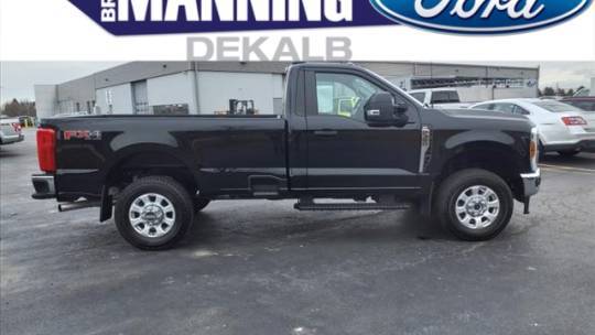 2024 Ford Super Duty F-350 XLT — Pickup Truck — 1,318 mi — Dekalb, IL