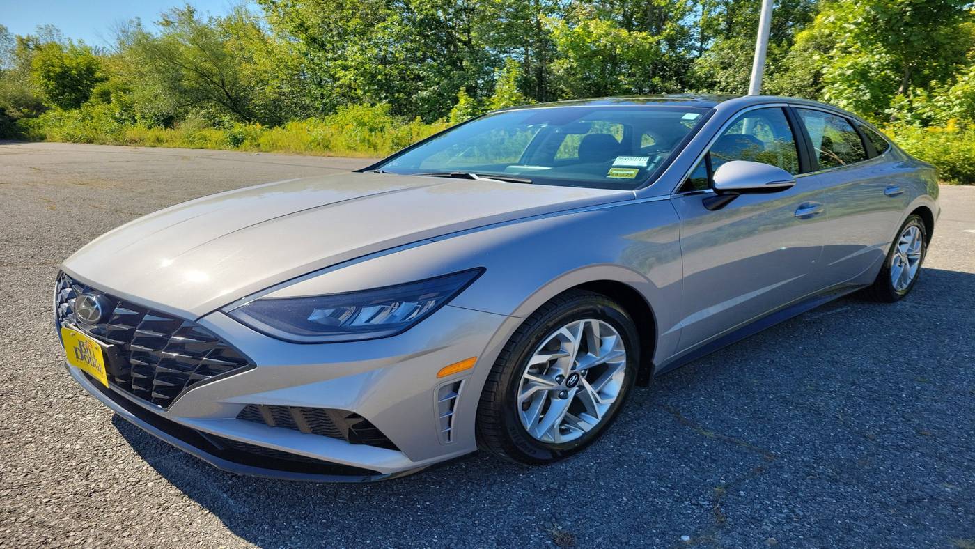 2023 Hyundai Sonata SEL — Sedan — 19,599 mi — Westbrook, ME