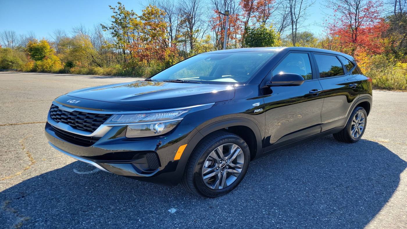 2023 Kia Seltos LX — SUV — 17,481 mi — Westbrook, ME