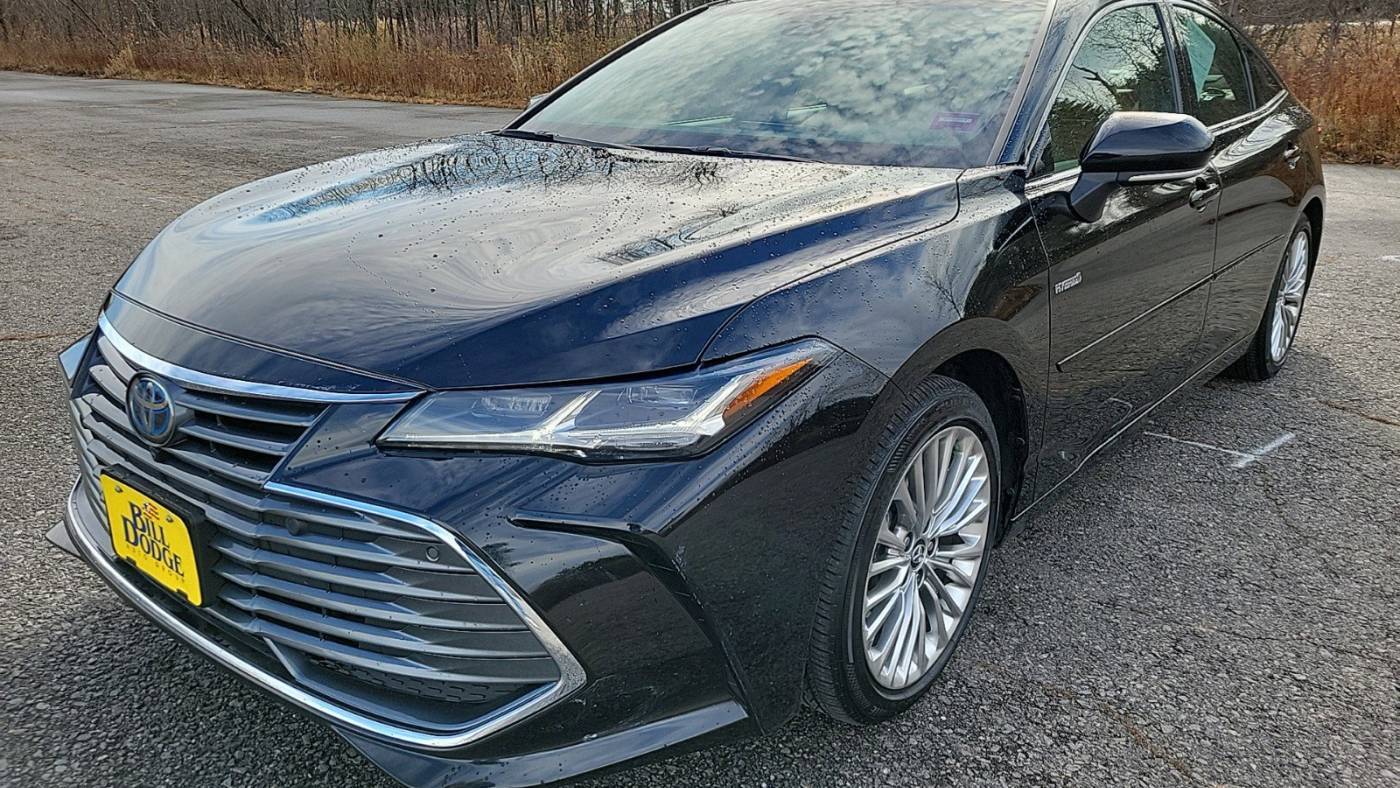 2020 Toyota Avalon Hybrid Limited — Sedan — 69,173 mi — Westbrook, ME