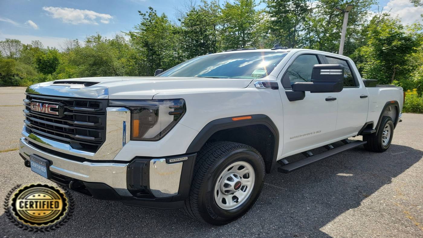2024 GMC Sierra 2500HD Pro — Pickup Truck — 15,043 mi — Westbrook, ME