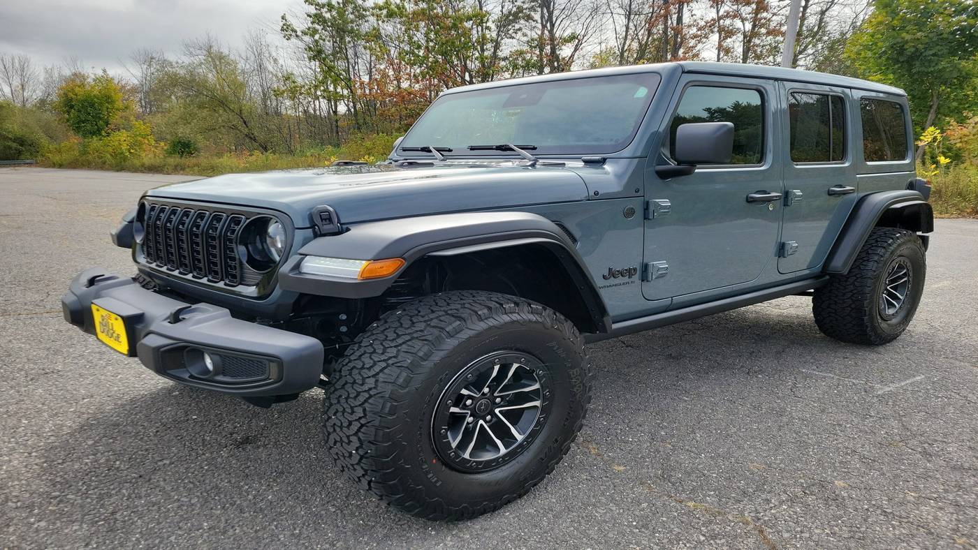 2025 Jeep Wrangler Willys — SUV — 879 mi — Westbrook, ME