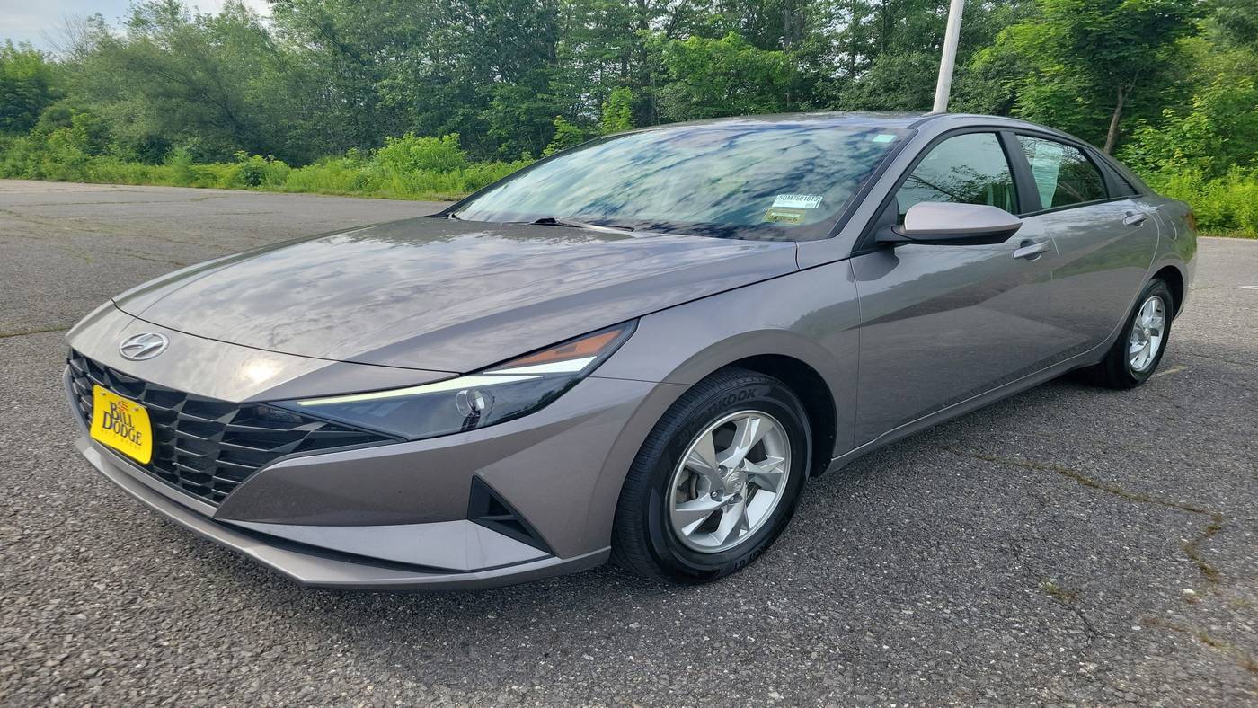 2023 Hyundai Elantra SE — Sedan — 23,200 mi — Westbrook, ME