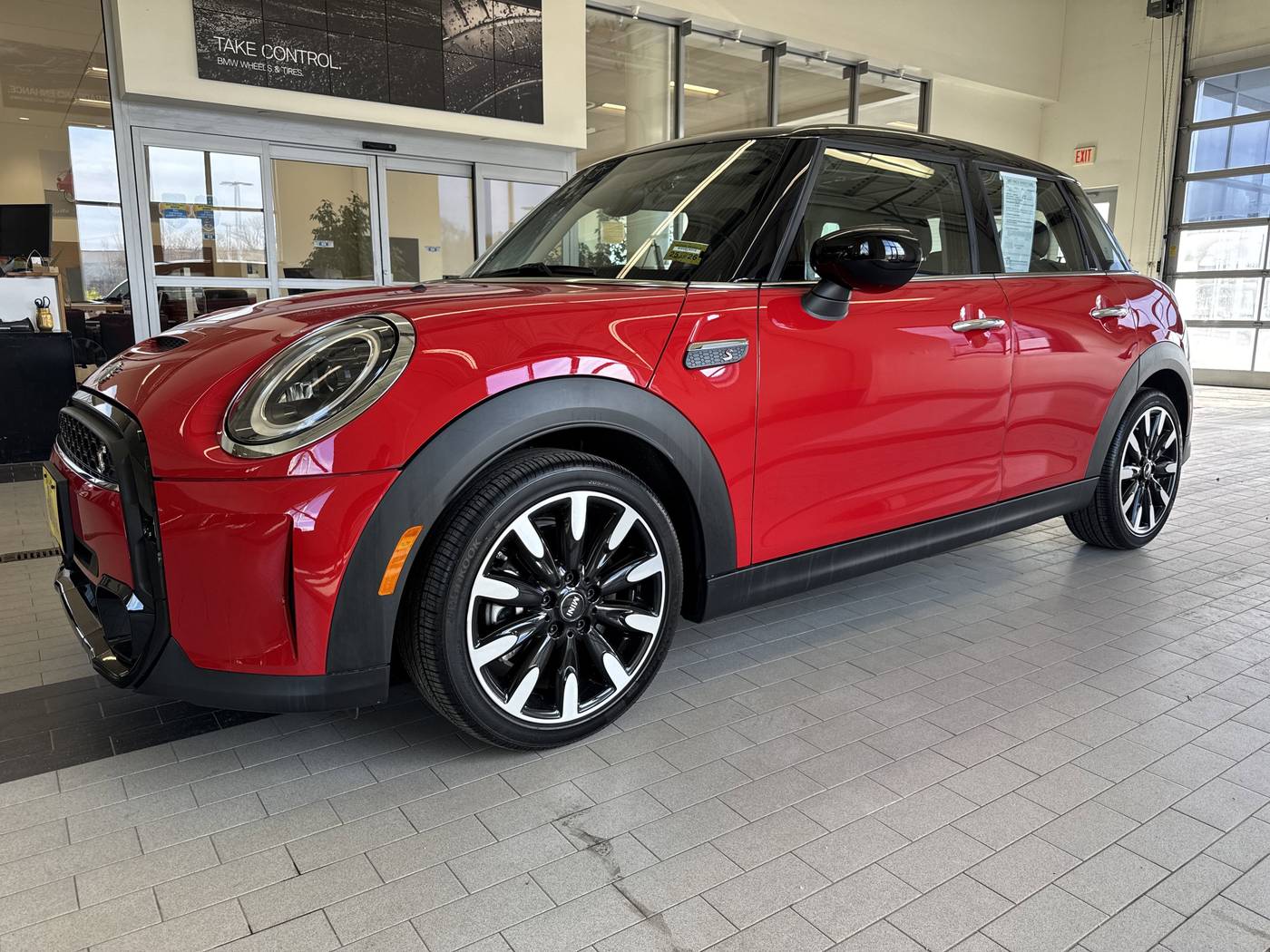 2024 MINI Hardtop Cooper S — Hatchback — 1,240 mi — Westbrook, ME