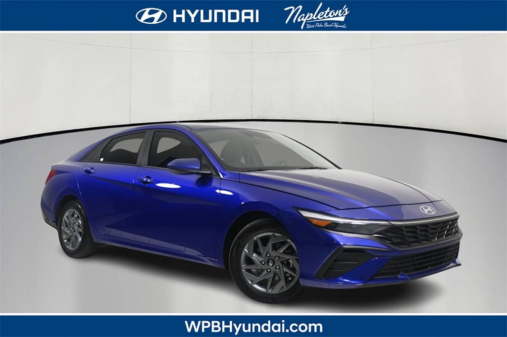 2024 Hyundai Elantra SEL — Sedan — 17,044 mi — West Palm Beach, FL