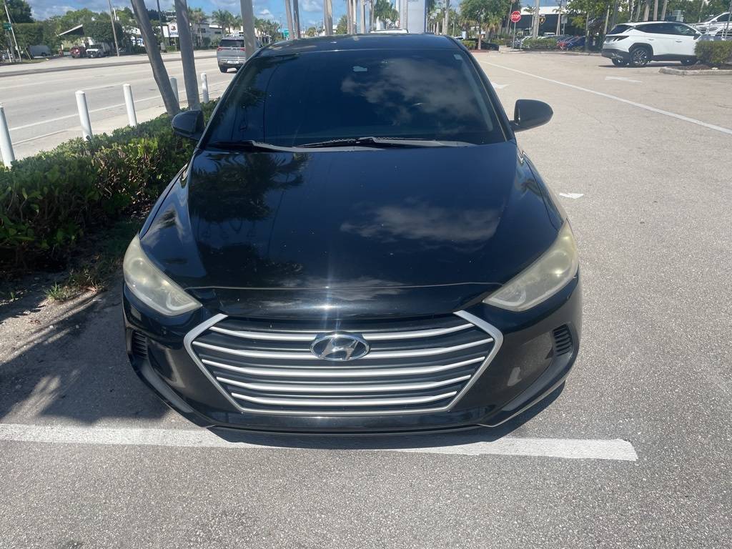 2017 Hyundai Elantra SE — Sedan — 80,640 mi — West Palm Beach, FL