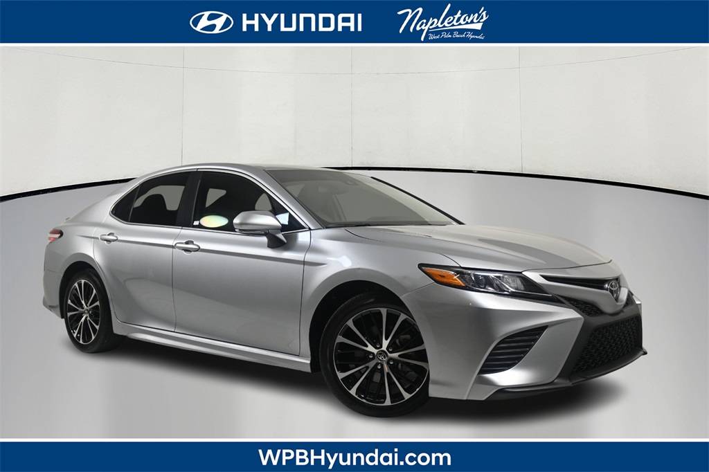 2020 Toyota Camry SE — Sedan — 26,628 mi — West Palm Beach, FL