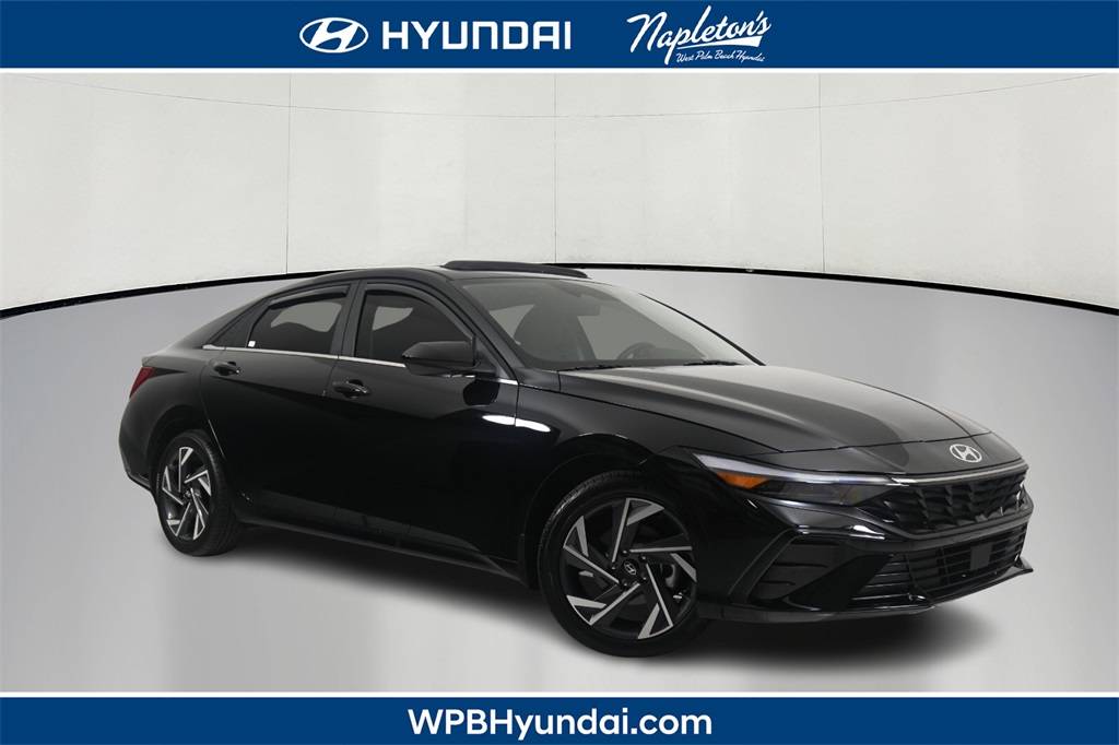 2025 Hyundai Elantra SEL Convenience — Sedan — 1,568 mi — West Palm Beach, FL