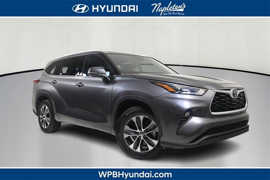 2022 Toyota Highlander XLE — SUV — 38,360 mi — West Palm Beach, FL