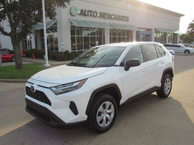 2025 Toyota RAV4 LE — SUV — 19 mi — Plano, TX