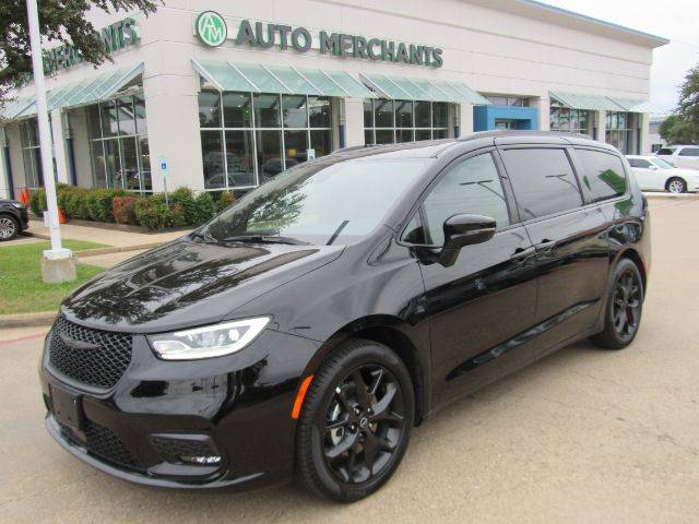 2026 Chrysler Pacifica Limited — Minivan — 1,068 mi — Plano, TX