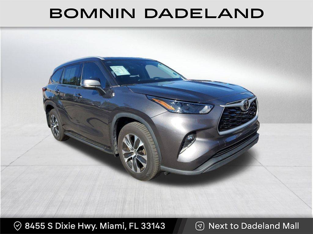 2022 Toyota Highlander XLE — SUV — 33,043 mi — Miami, FL
