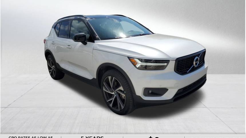 2022 Volvo XC40 T5 R-Design