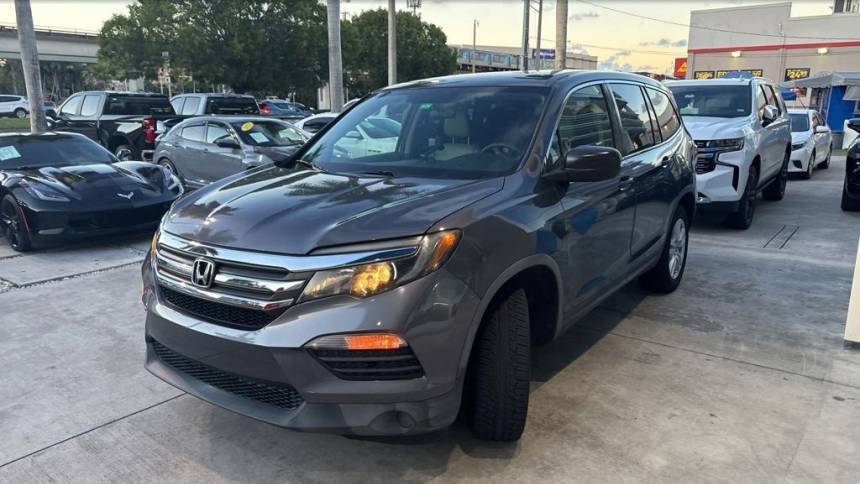 2017 Honda Pilot LX — SUV — 39,535 mi — Miami, FL