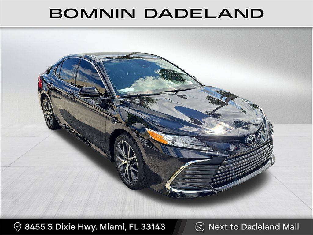 2024 Toyota Camry XLE — Sedan — 10,981 mi — Miami, FL