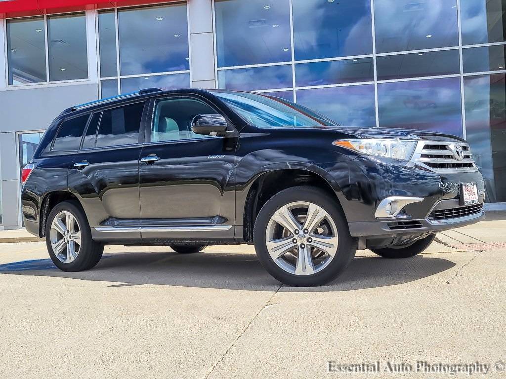 2013 Toyota Highlander Limited — SUV — 154,056 mi — Crystal Lake, IL