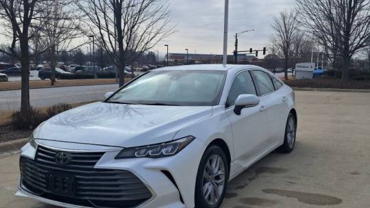 2022 Toyota Avalon XLE — Sedan — 47,773 mi — Crystal Lake, IL