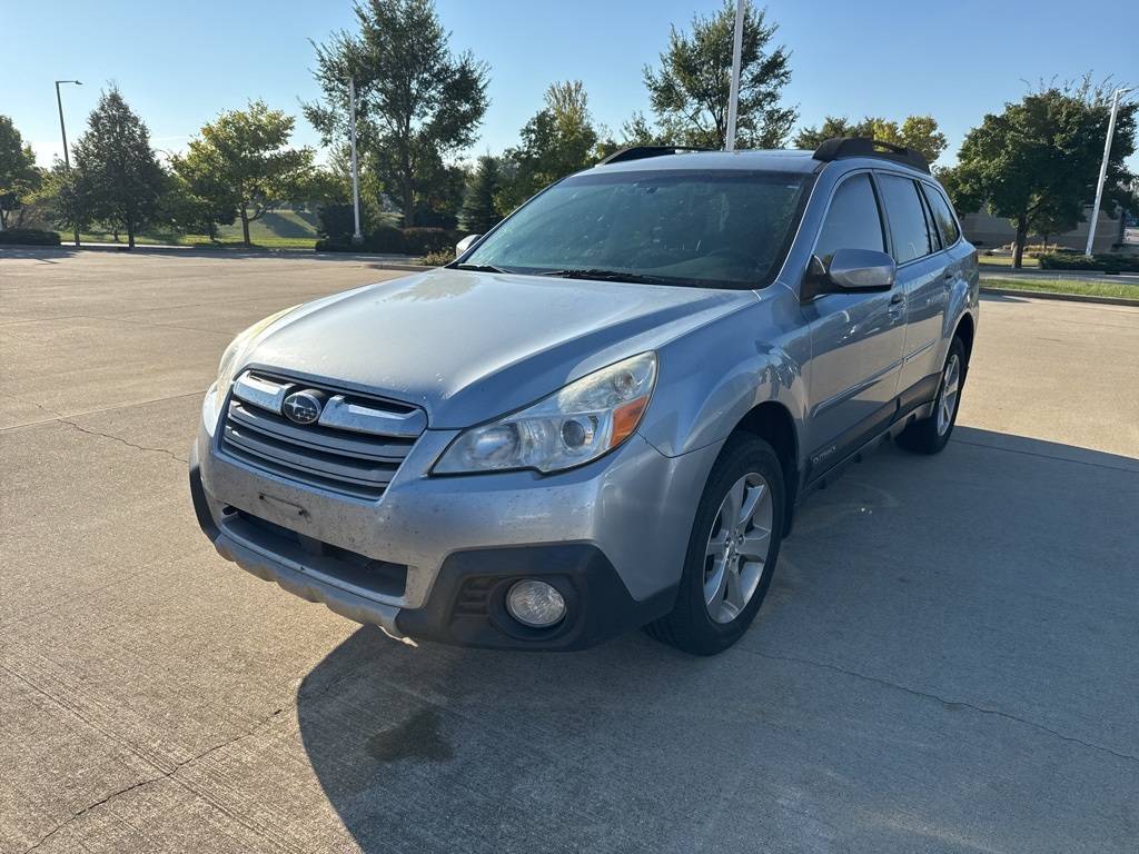 2013 Subaru Outback 2.5i Limited — SUV — 148,039 mi — Crystal Lake, IL