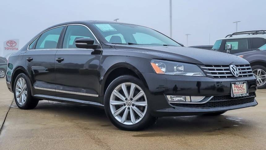 2013 Volkswagen Passat SEL Premium — Sedan — 92,823 mi — Crystal Lake, IL