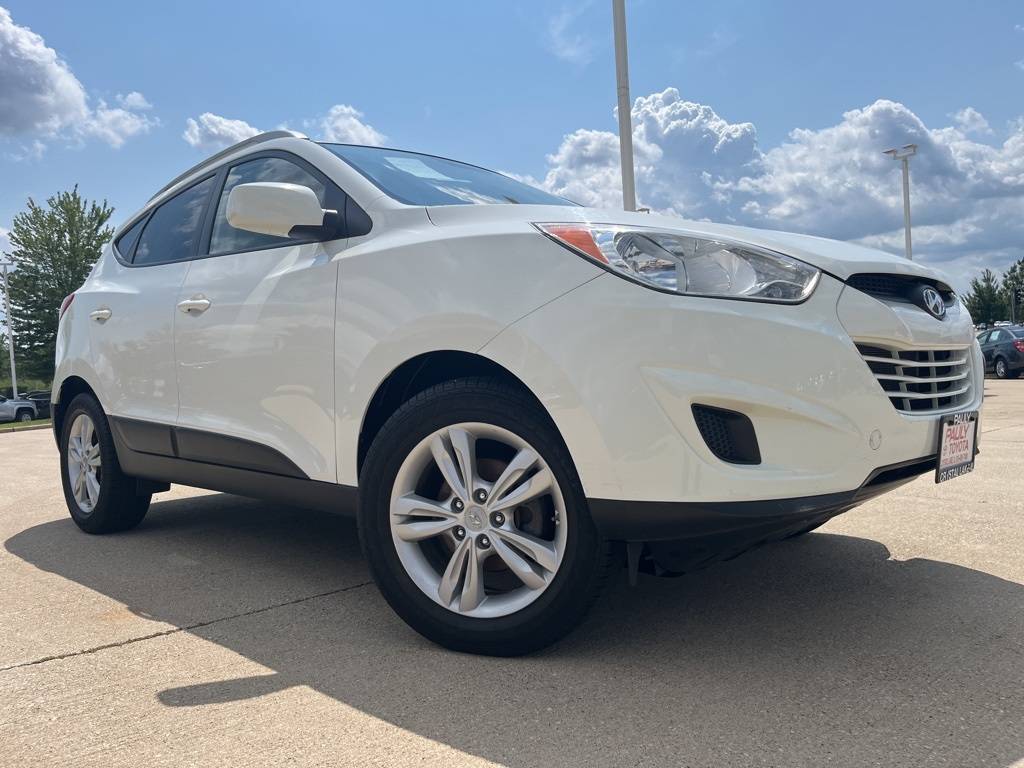 2011 Hyundai Tucson GLS — SUV — 173,116 mi — Crystal Lake, IL