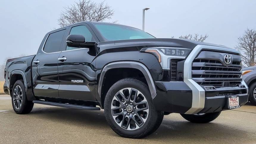 2022 Toyota Tundra Limited — Pickup Truck — 52,149 mi — Crystal Lake, IL