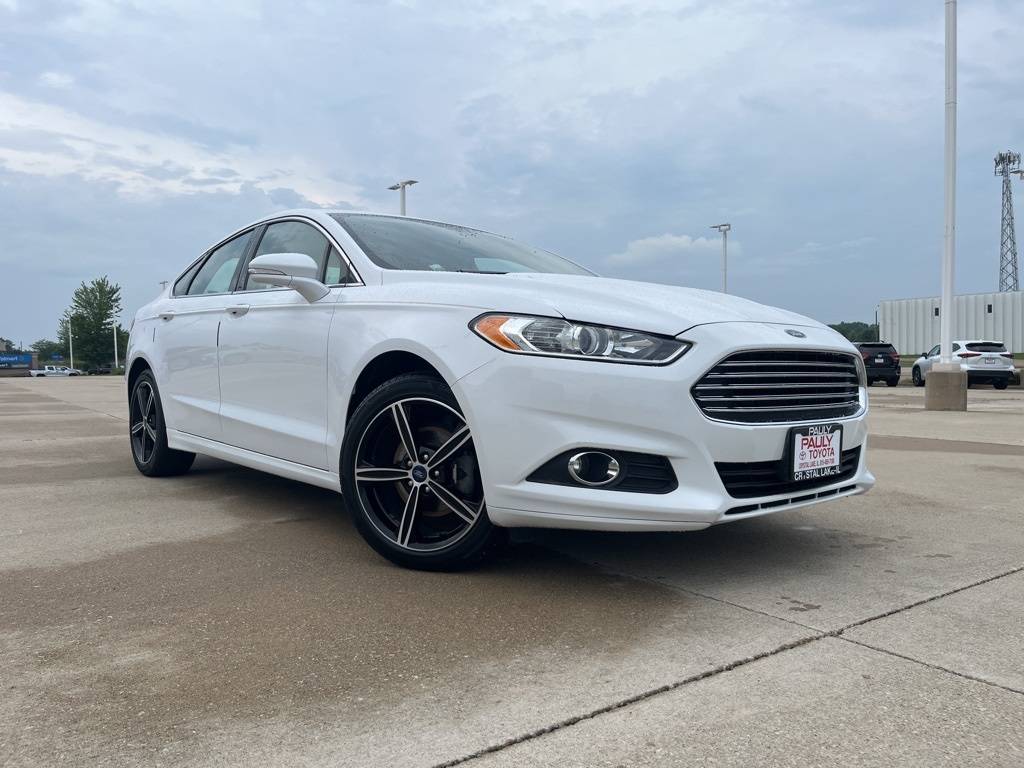 2013 Ford Fusion SE — Sedan — 116,267 mi — Crystal Lake, IL