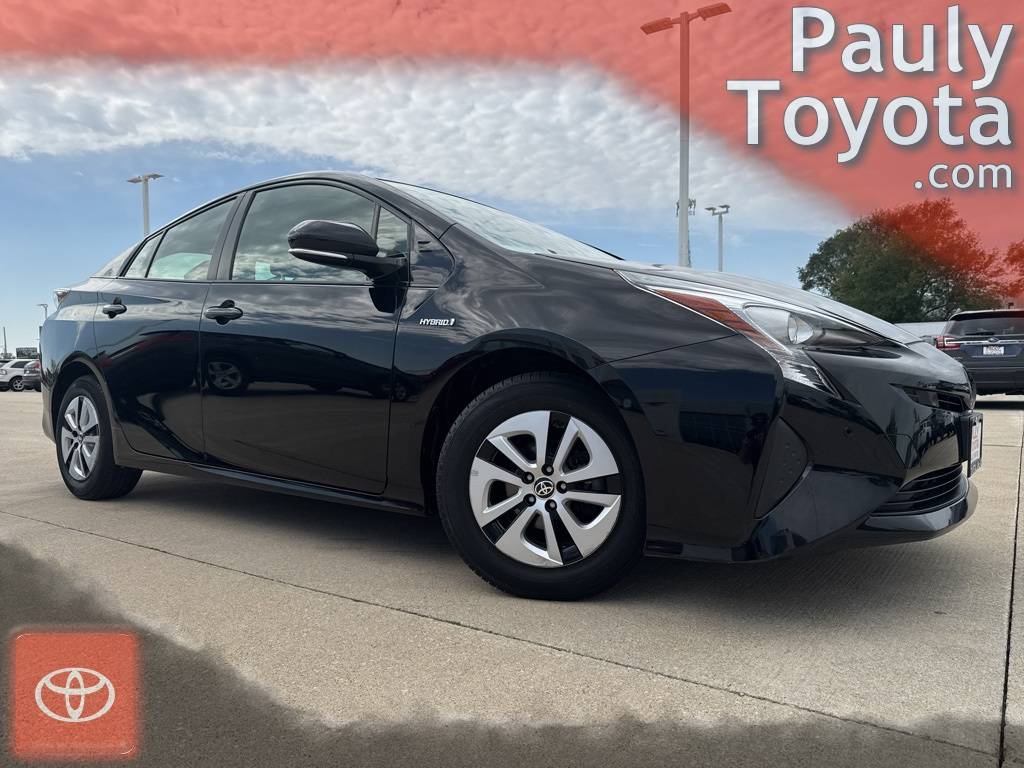 2017 Toyota Prius Two — Hatchback — 94,711 mi — Crystal Lake, IL
