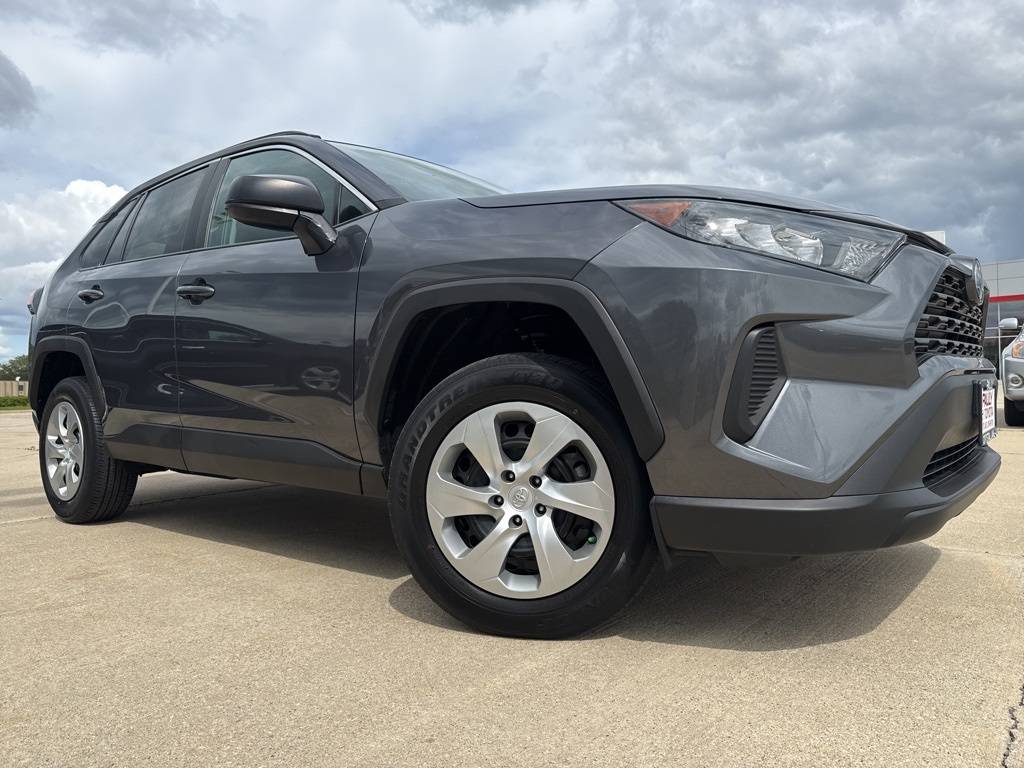 2020 Toyota RAV4 LE — SUV — 34,694 mi — Crystal Lake, IL