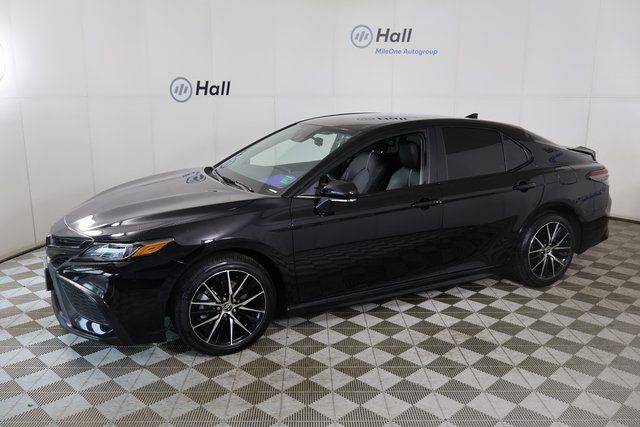 2024 Toyota Camry SE — Sedan — 11,985 mi — Virginia Beach, VA