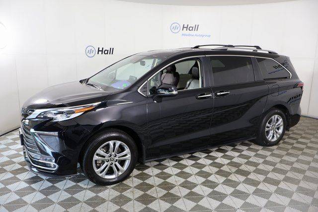 2022 Toyota Sienna Platinum — Minivan — 52,416 mi — Virginia Beach, VA