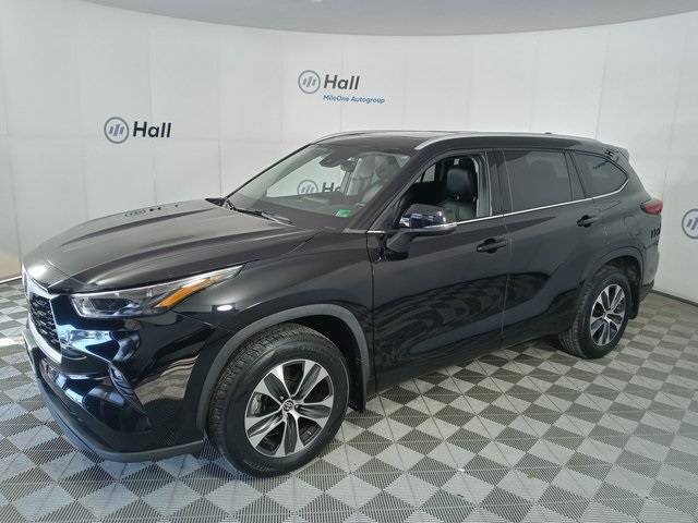 2022 Toyota Highlander XLE — SUV — 25,942 mi — Virginia Beach, VA