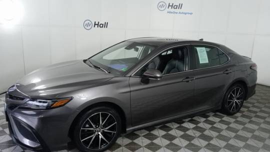 2022 Toyota Camry SE — Sedan — 27,087 mi — Virginia Beach, VA