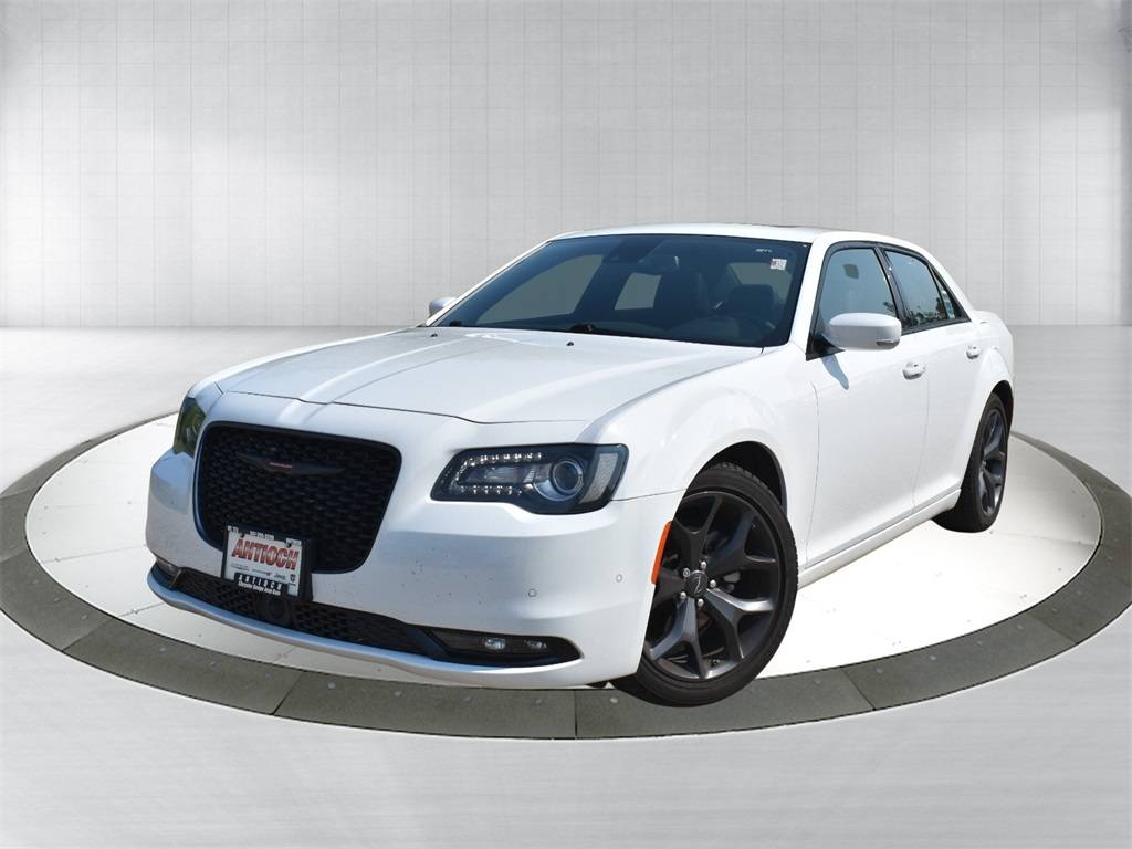 2023 Chrysler 300 S — Sedan — 2,622 mi — Antioch, IL