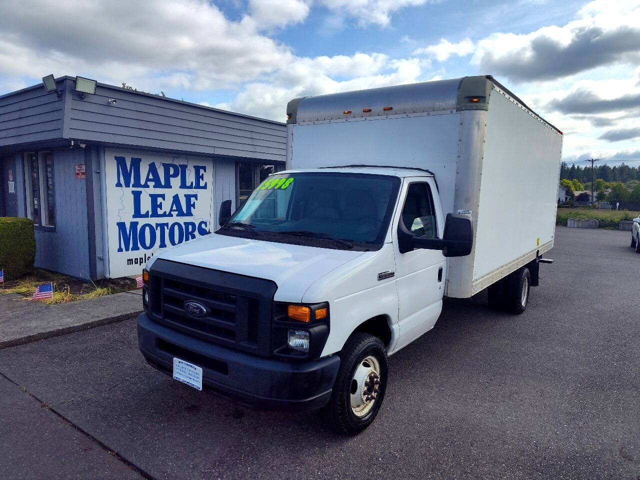 2017 Ford E-Series Cutaway E-350 — Chassis Cab Truck — 176,911 mi — Spanaway, WA