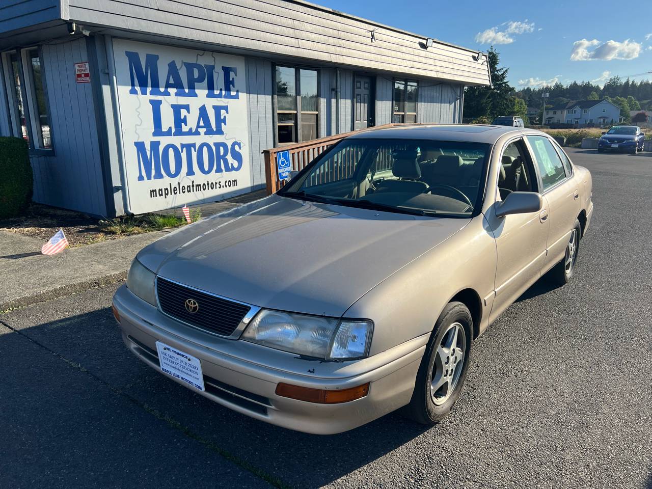 1997 Toyota Avalon XL — Sedan — 254,912 mi — Spanaway, WA